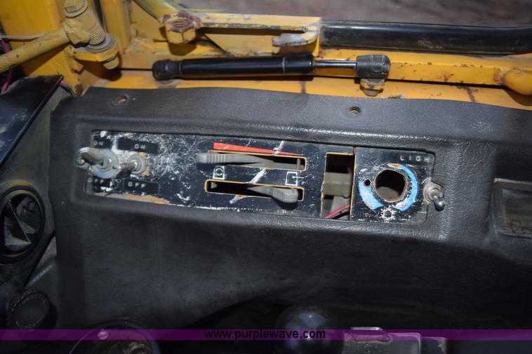 image for item K3482 1988 Volvo L120 wheel loader