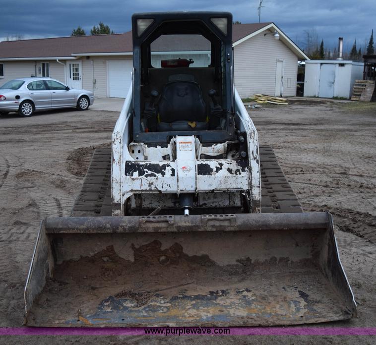 image for item K3483 2000 Bobcat 864 skid steer