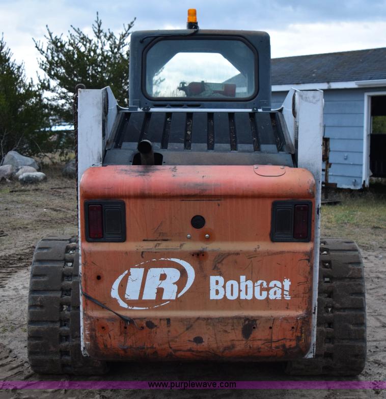 image for item K3483 2000 Bobcat 864 skid steer
