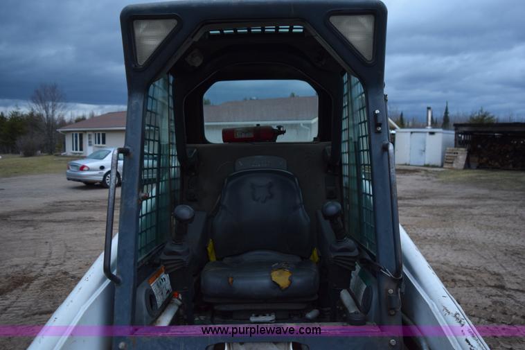 image for item K3483 2000 Bobcat 864 skid steer