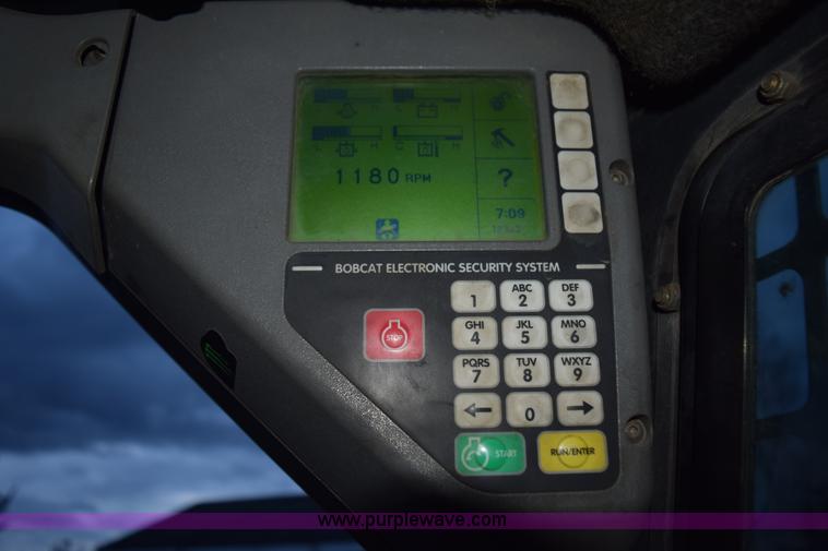 image for item K3483 2000 Bobcat 864 skid steer