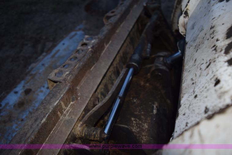 image for item K3483 2000 Bobcat 864 skid steer