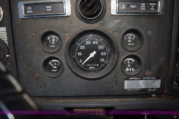 image for item K3484 1988 Ford L8000 dump truck