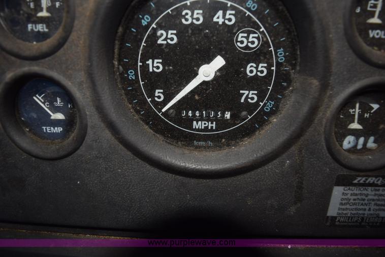 image for item K3484 1988 Ford L8000 dump truck