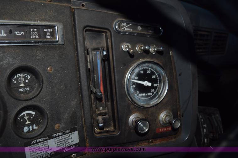 image for item K3484 1988 Ford L8000 dump truck