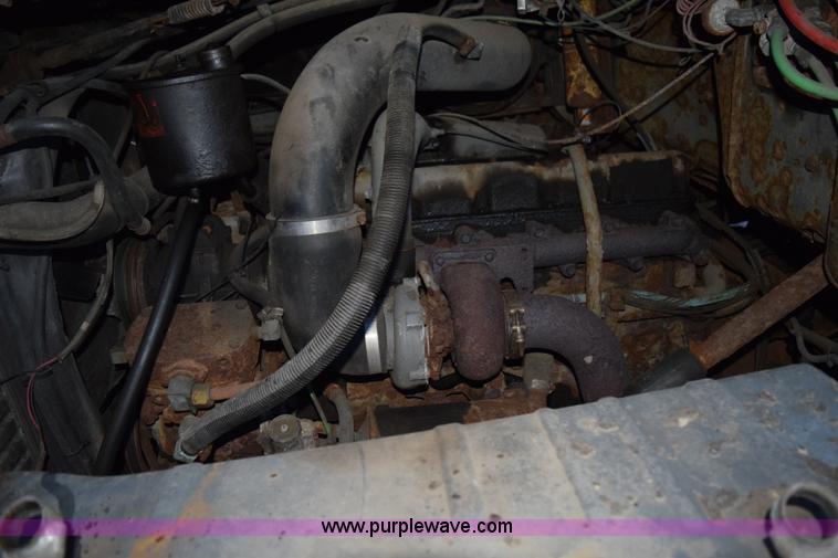 image for item K3484 1988 Ford L8000 dump truck