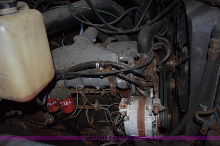 image for item K3484 1988 Ford L8000 dump truck