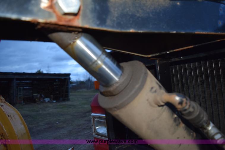 image for item K3484 1988 Ford L8000 dump truck