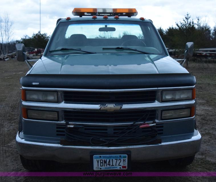 image for item K3485 1998 Chevrolet 3500 rollback truck
