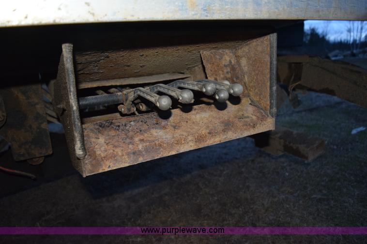 image for item K3485 1998 Chevrolet 3500 rollback truck