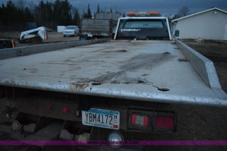 image for item K3485 1998 Chevrolet 3500 rollback truck
