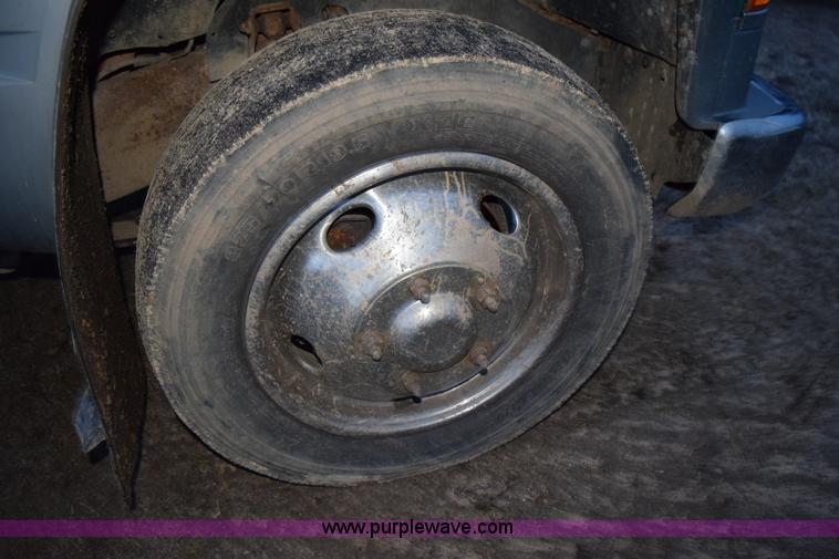 image for item K3485 1998 Chevrolet 3500 rollback truck