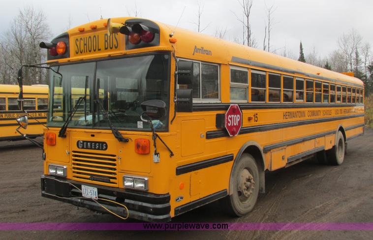 image for item L3873 1996 International SS107MD school bus