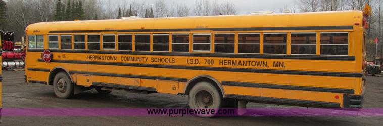 image for item L3873 1996 International SS107MD school bus