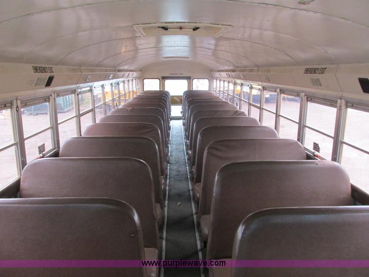 image for item L3873 1996 International SS107MD school bus