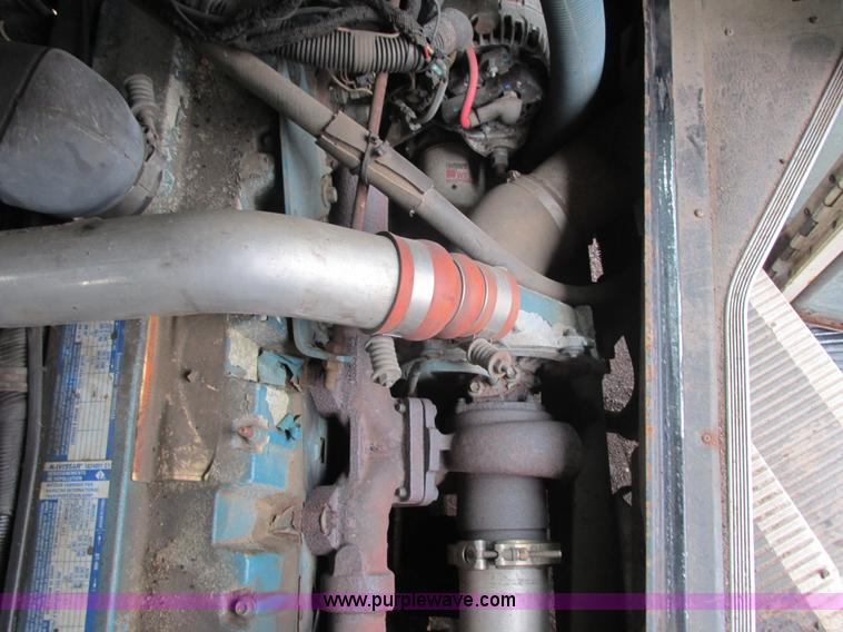 image for item L3873 1996 International SS107MD school bus