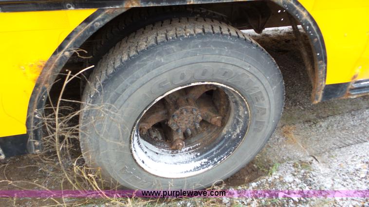 image for item L3874 1998 Blue Bird  TC2000 school bus