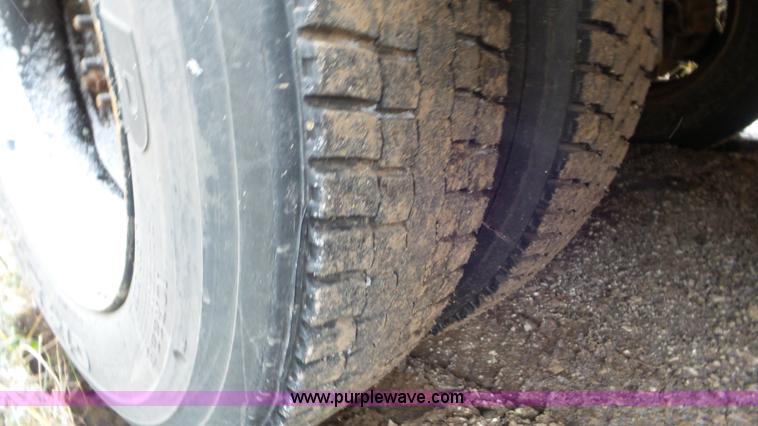 image for item L3874 1998 Blue Bird  TC2000 school bus