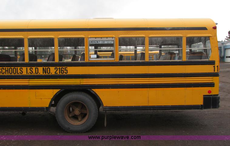 image for item L3875 2001 Blue Bird TC2000 school bus