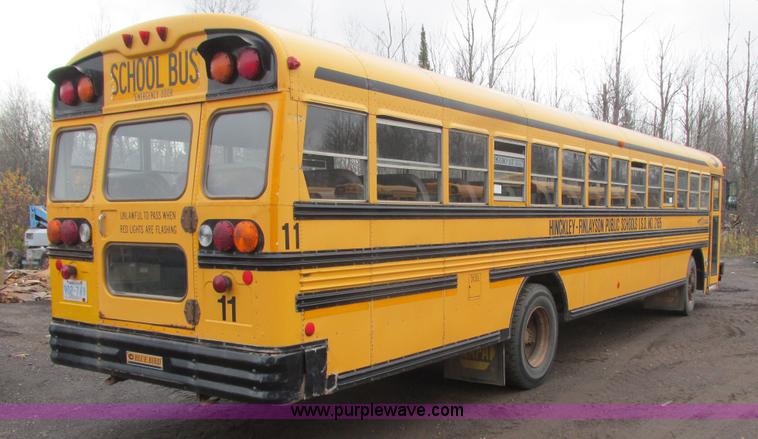 image for item L3875 2001 Blue Bird TC2000 school bus