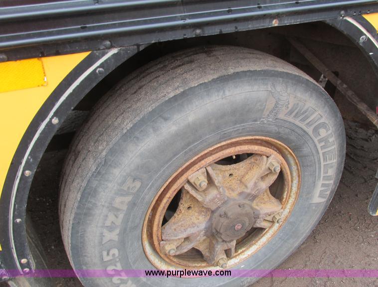 image for item L3875 2001 Blue Bird TC2000 school bus