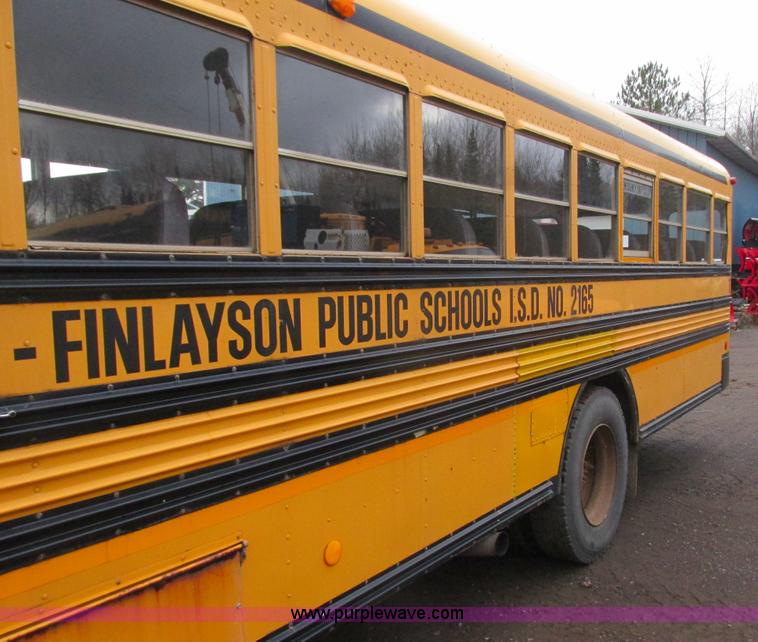 image for item L3875 2001 Blue Bird TC2000 school bus