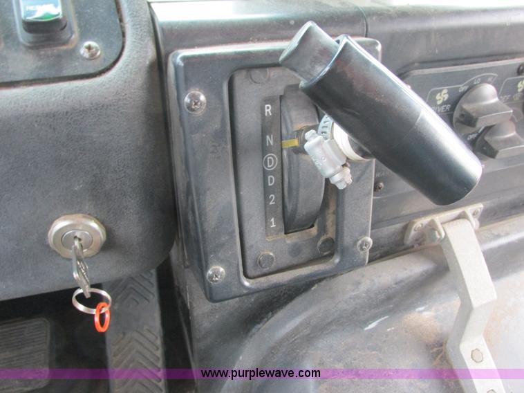 image for item L3875 2001 Blue Bird TC2000 school bus