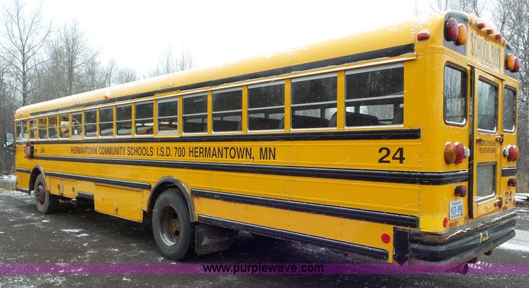 image for item L3876 1999 International American Transport Corp. school bus
