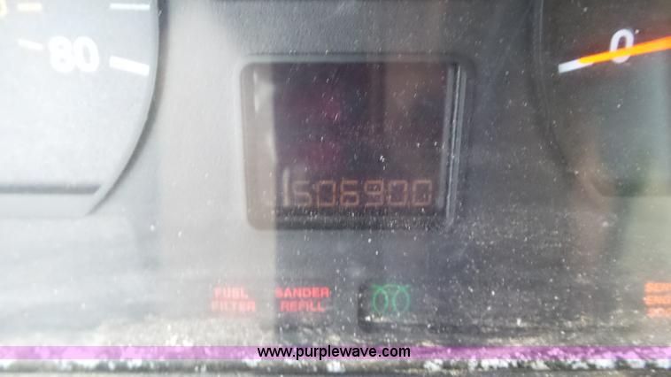 image for item L3877 1999 Blue Bird  TC2000 school bus