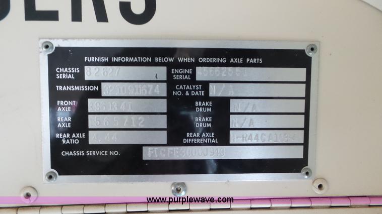 image for item L3877 1999 Blue Bird  TC2000 school bus