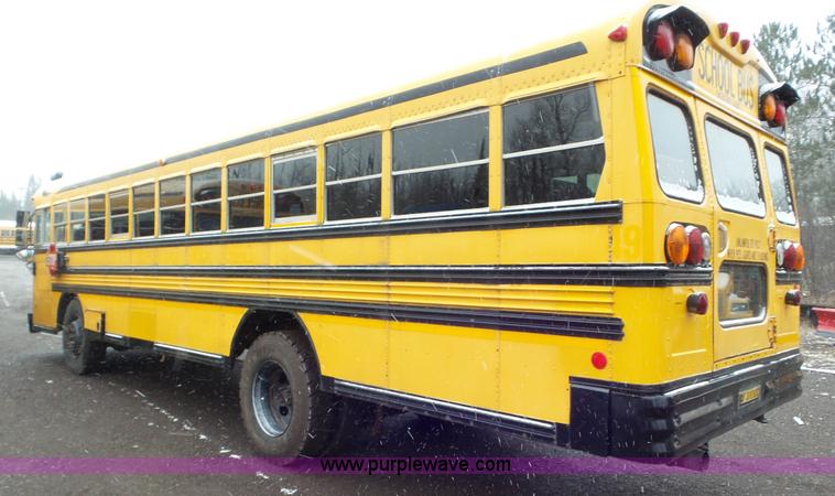 image for item L3878 2001 Blue Bird TC2000 school bus