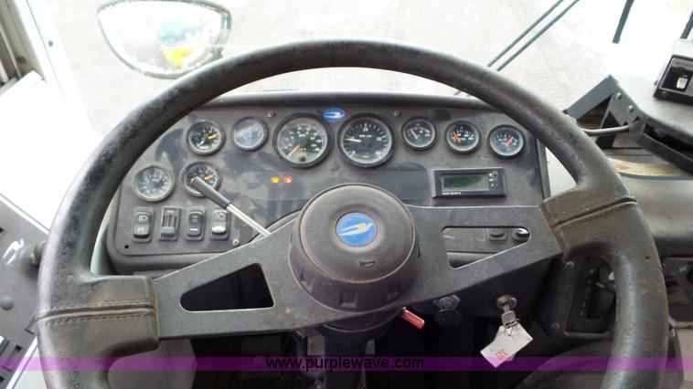 image for item L3878 2001 Blue Bird TC2000 school bus