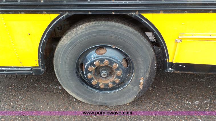 image for item L3878 2001 Blue Bird TC2000 school bus