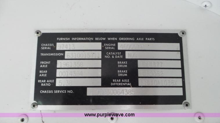 image for item L3878 2001 Blue Bird TC2000 school bus