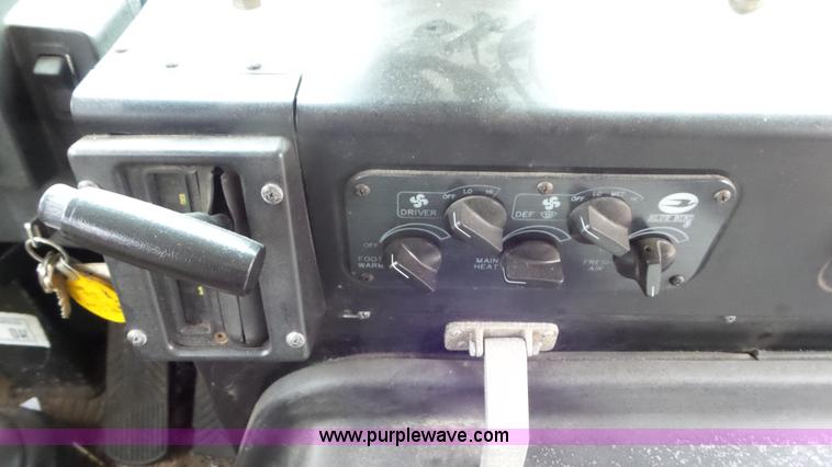 image for item L3879 1999 Blue Bird TC2000 school bus