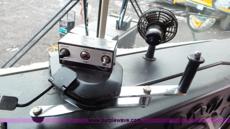 image for item L3879 1999 Blue Bird TC2000 school bus