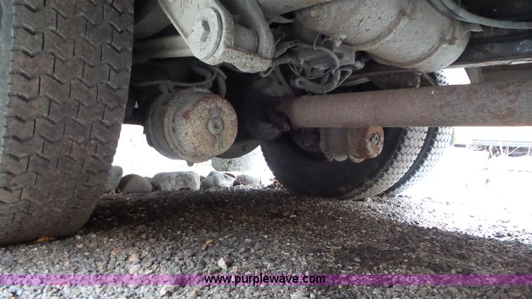 image for item L3879 1999 Blue Bird TC2000 school bus