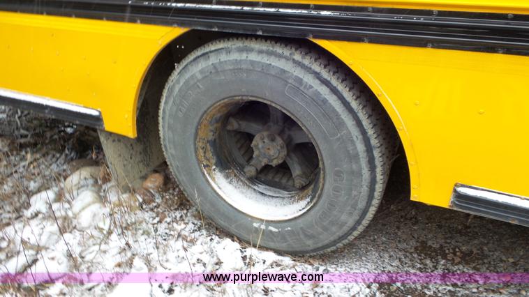 image for item L3879 1999 Blue Bird TC2000 school bus
