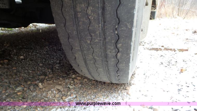 image for item L3879 1999 Blue Bird TC2000 school bus