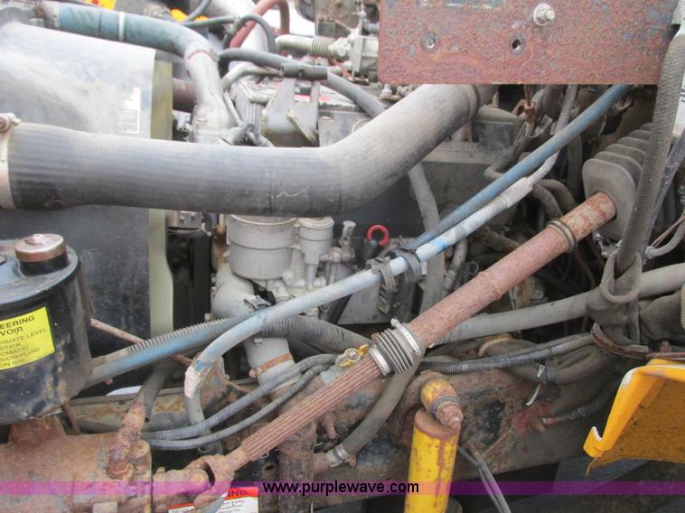 image for item L3880 2005 Freightliner FS65 school bus