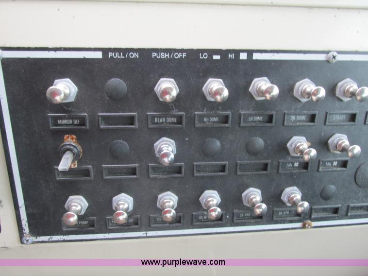 image for item L3881 1997 Blue Bird TC2000 school bus