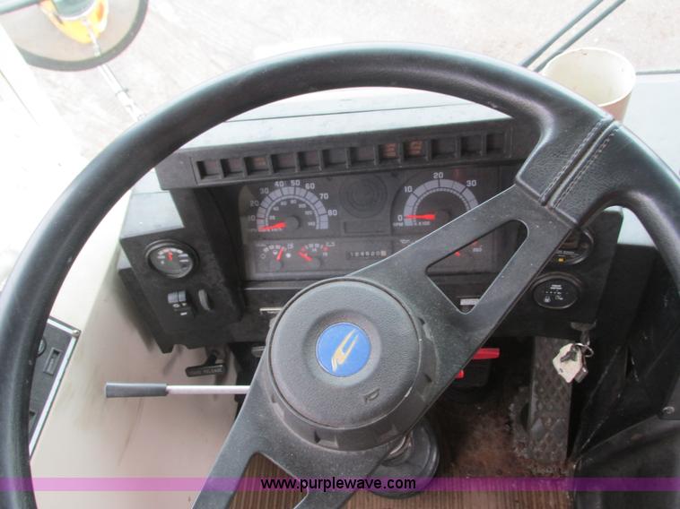 image for item L3881 1997 Blue Bird TC2000 school bus