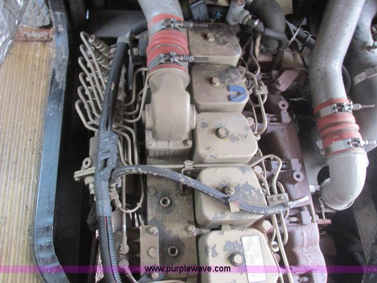 image for item L3881 1997 Blue Bird TC2000 school bus