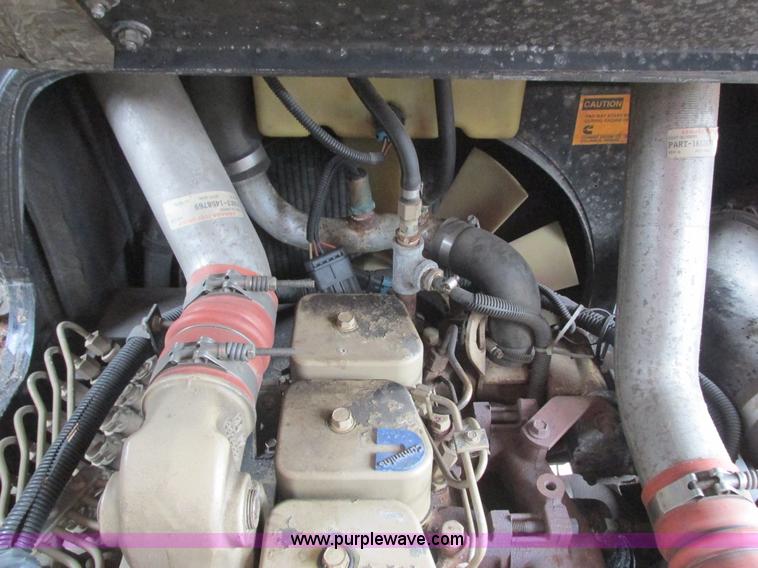 image for item L3881 1997 Blue Bird TC2000 school bus