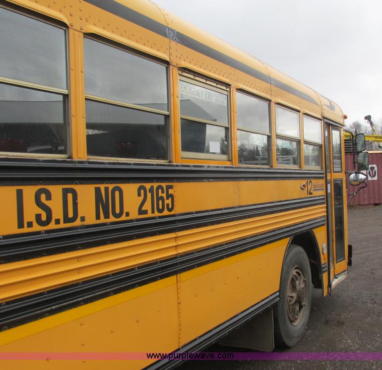 image for item L3883 2001 Blue Bird TC2000 school bus