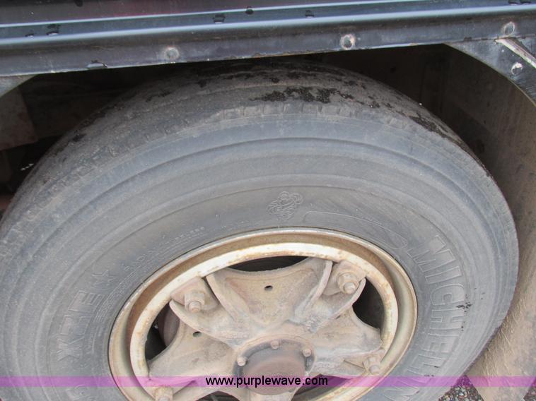 image for item L3883 2001 Blue Bird TC2000 school bus