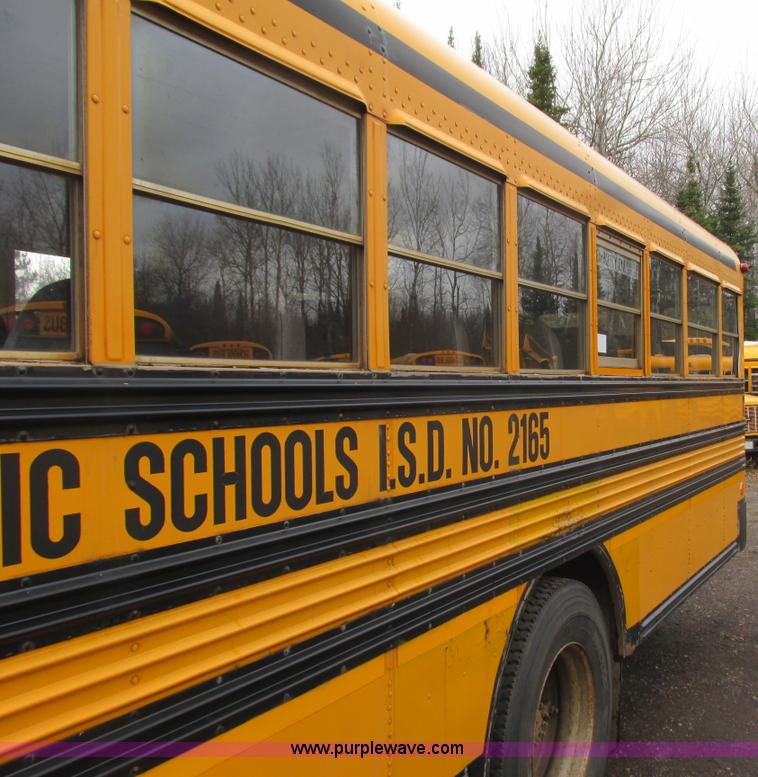 image for item L3883 2001 Blue Bird TC2000 school bus