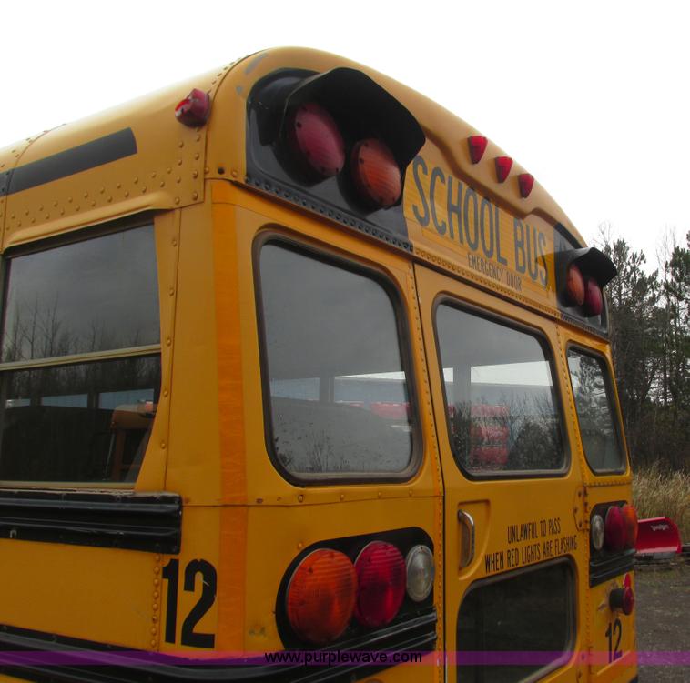 image for item L3883 2001 Blue Bird TC2000 school bus