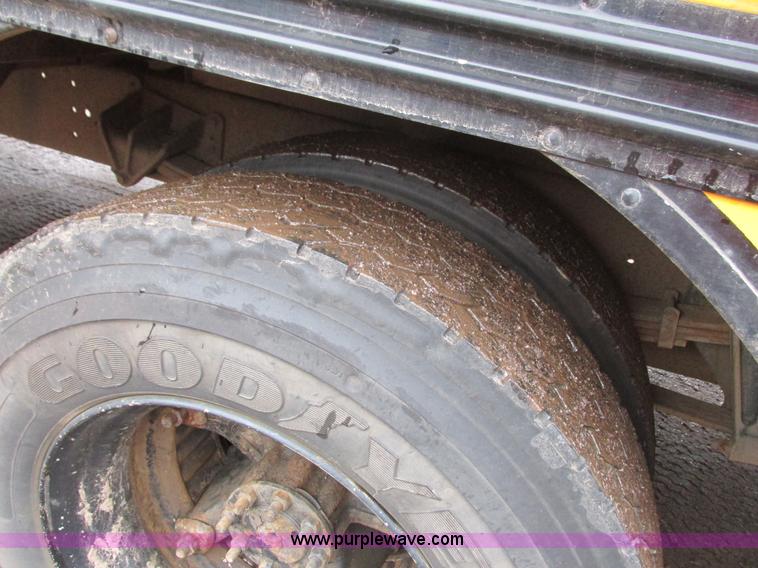 image for item L3884 1998 Blue Bird TC2000 school bus