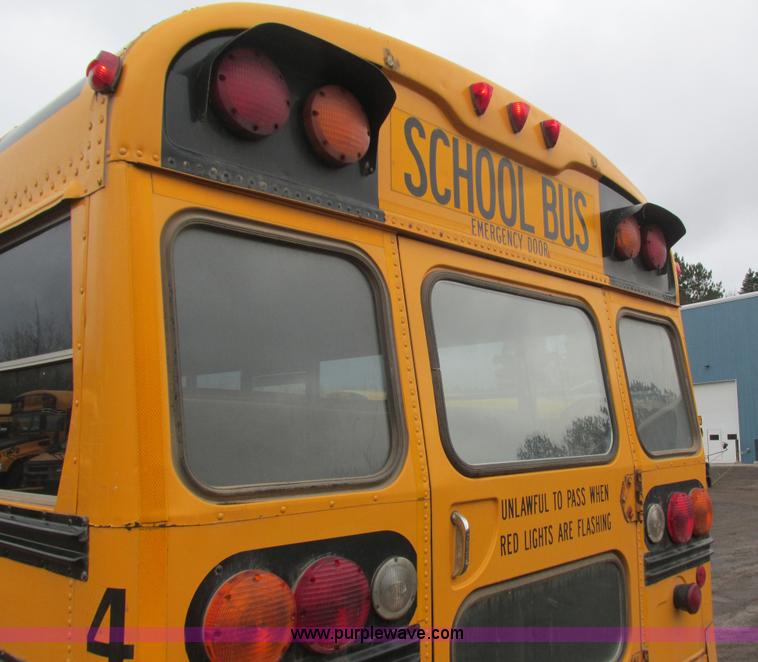 image for item L3884 1998 Blue Bird TC2000 school bus